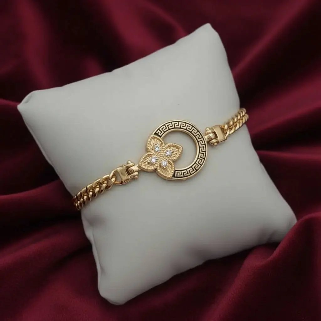 Van C*leef Four Leaves Bracelet