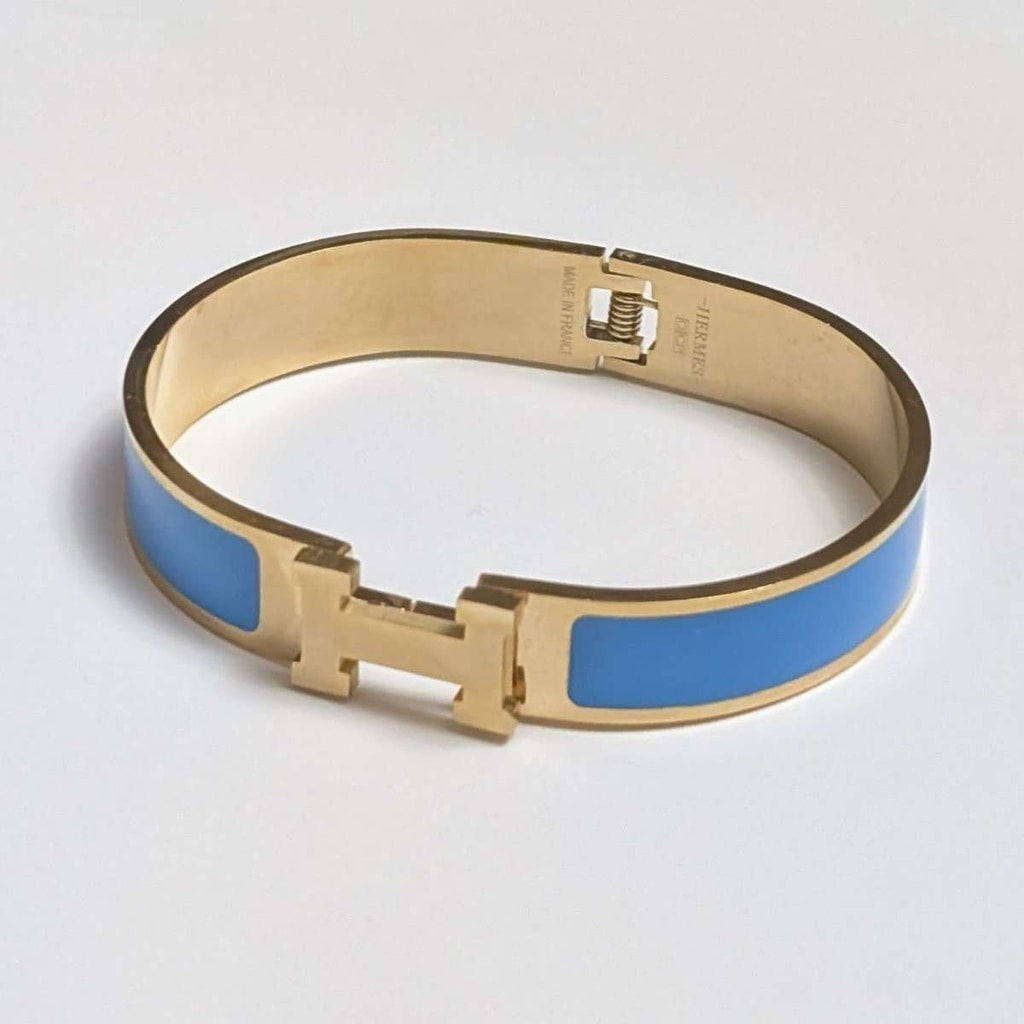 Layered H-Signature Bangle | 18K Gold Plated Siwar Gallery