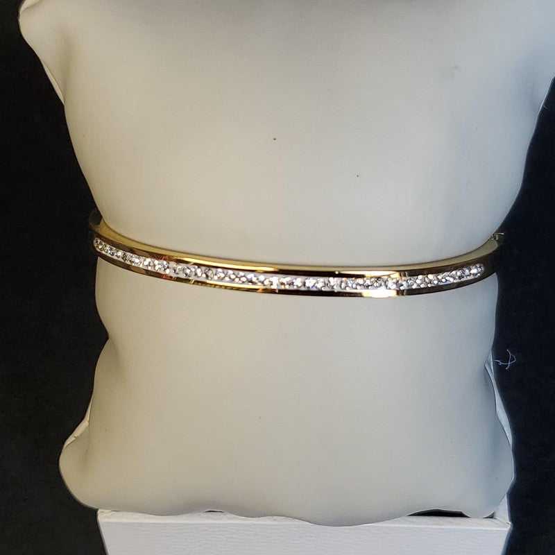 Lovely Bangle
