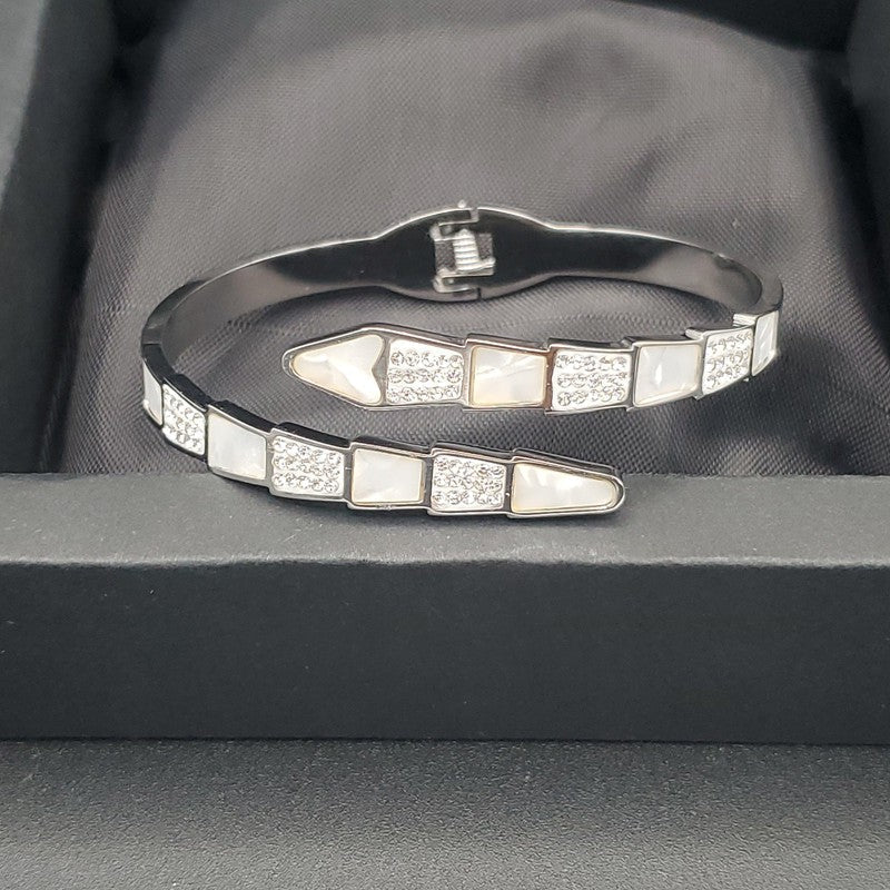 Snake Bangle - Siwar Gallery