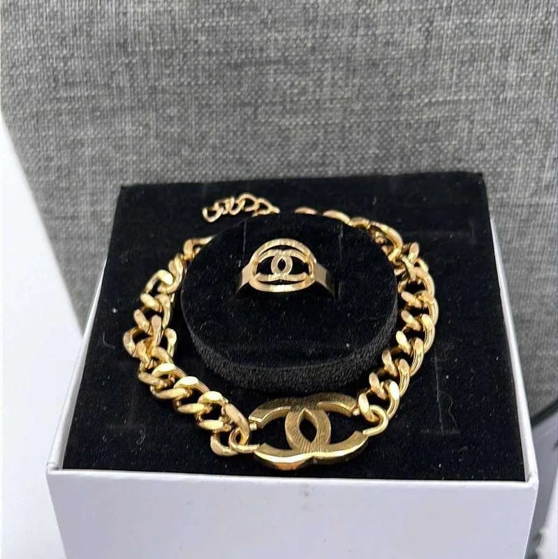 Delicate Classic Timeless Set | 18K Gold Plated Siwar Gallery