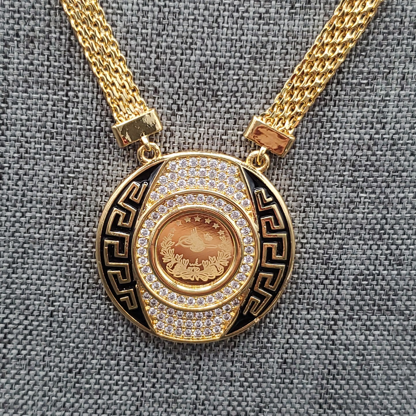 Lira Necklace