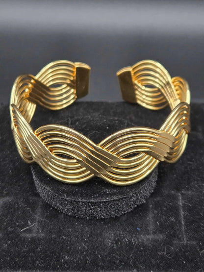 Braid cuff Bangle