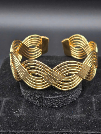 Braid cuff Bangle