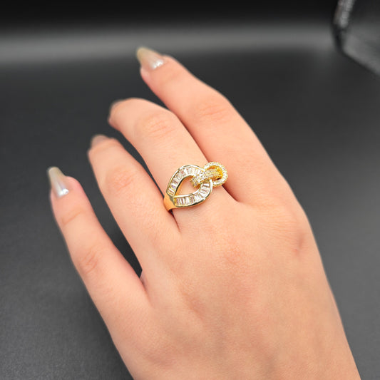 Knot Ring