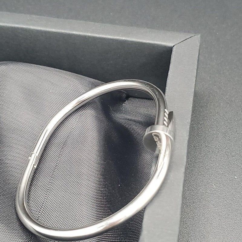 A nail Bangle - Siwar Gallery