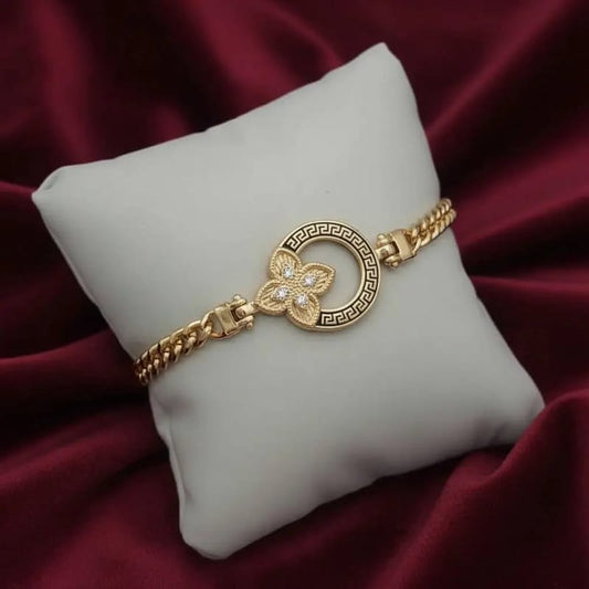 Classic Clover Four Leaves Bracelet in Gold finish, with cubic zirconia stone on stones