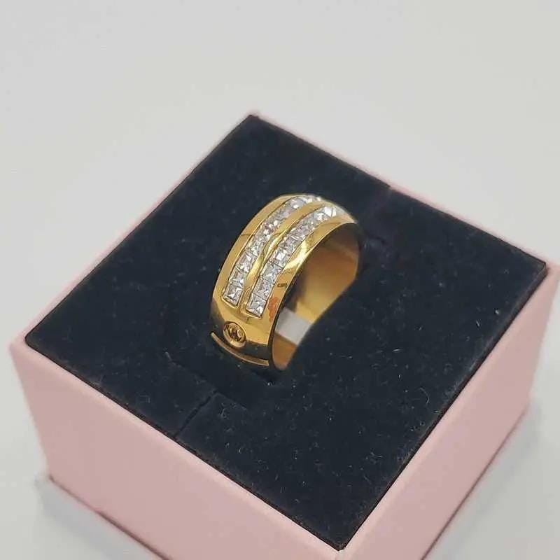 C*artier Ring