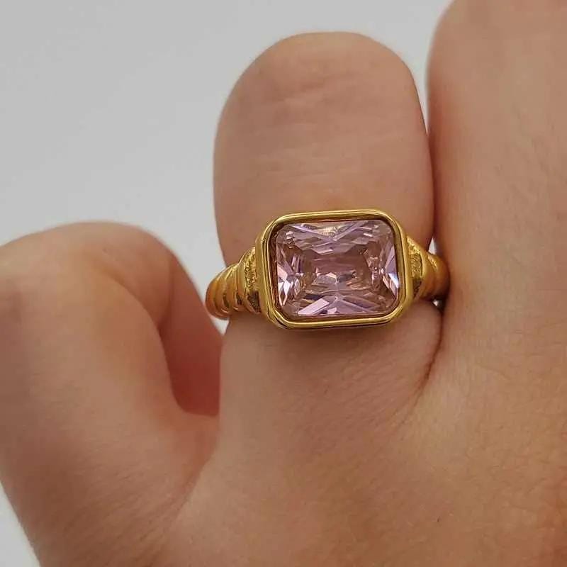 Elegant Big Stone Ring - Gold Plated Stainless Steel in Gold finish, with cubic zirconia stone on a finger