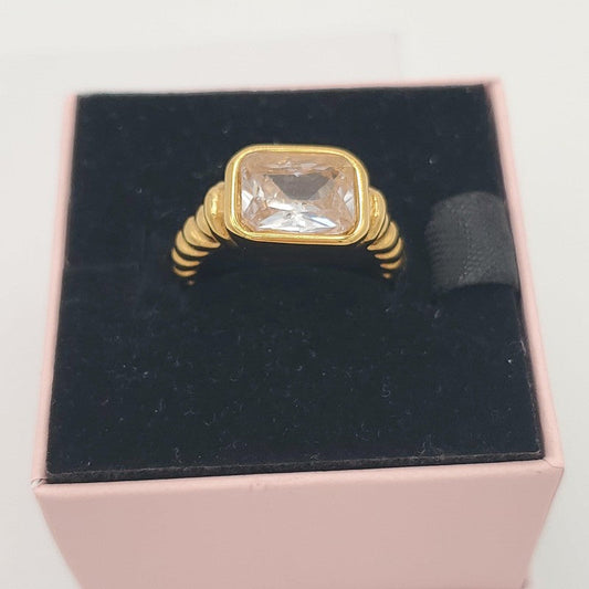Elegant Ring - Siwar Gallery