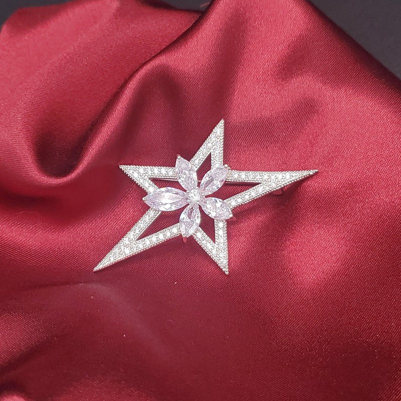 Floral Star Brooch - Siwar Gallery
