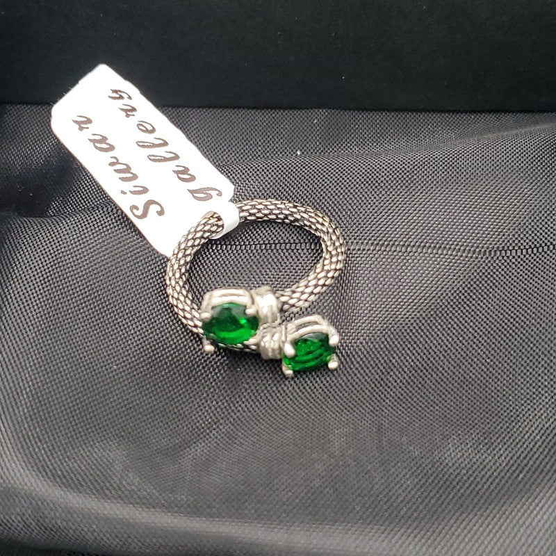 Green Diamond Ring - Siwar Gallery