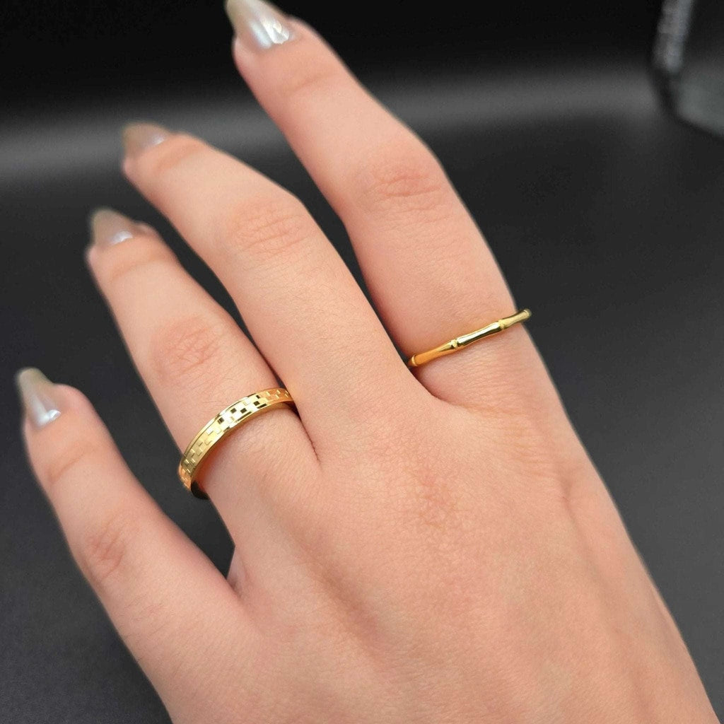 Link Texture Band Ring | 18K Gold Plated Siwar Gallery