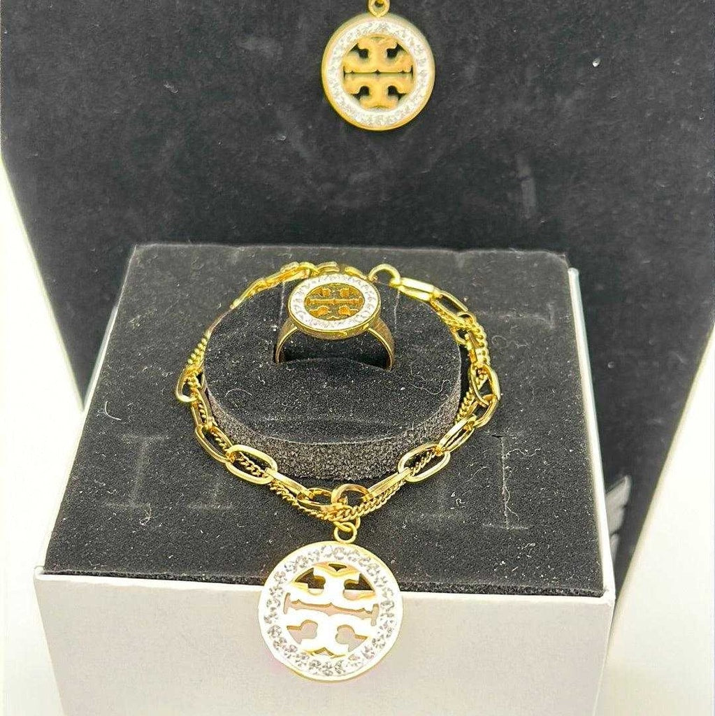 Minimalist Medallion Set | 18K Gold Plated Siwar Gallery