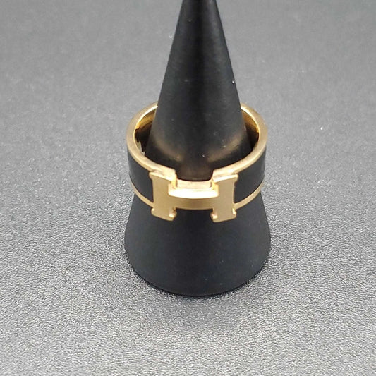 Modern H-Signature Ring | 18K Gold Plated Siwar Gallery