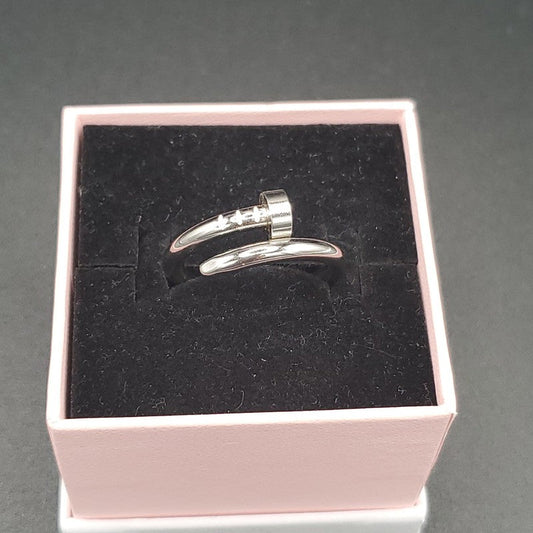 A nail Ring - Siwar Gallery