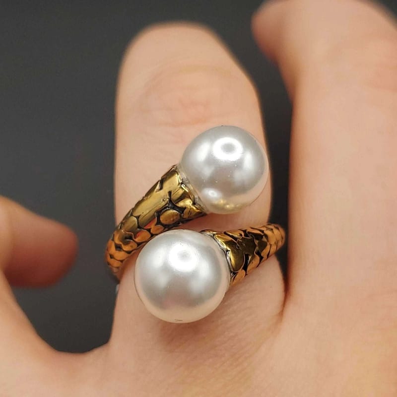 Chic Elegant Ring | 18K Gold Plated Siwar Gallery