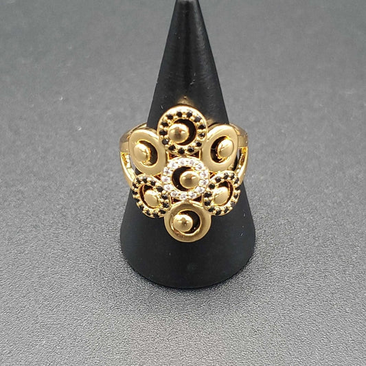 Refined Modern Flower Ring | 18K Gold Plated Siwar Gallery