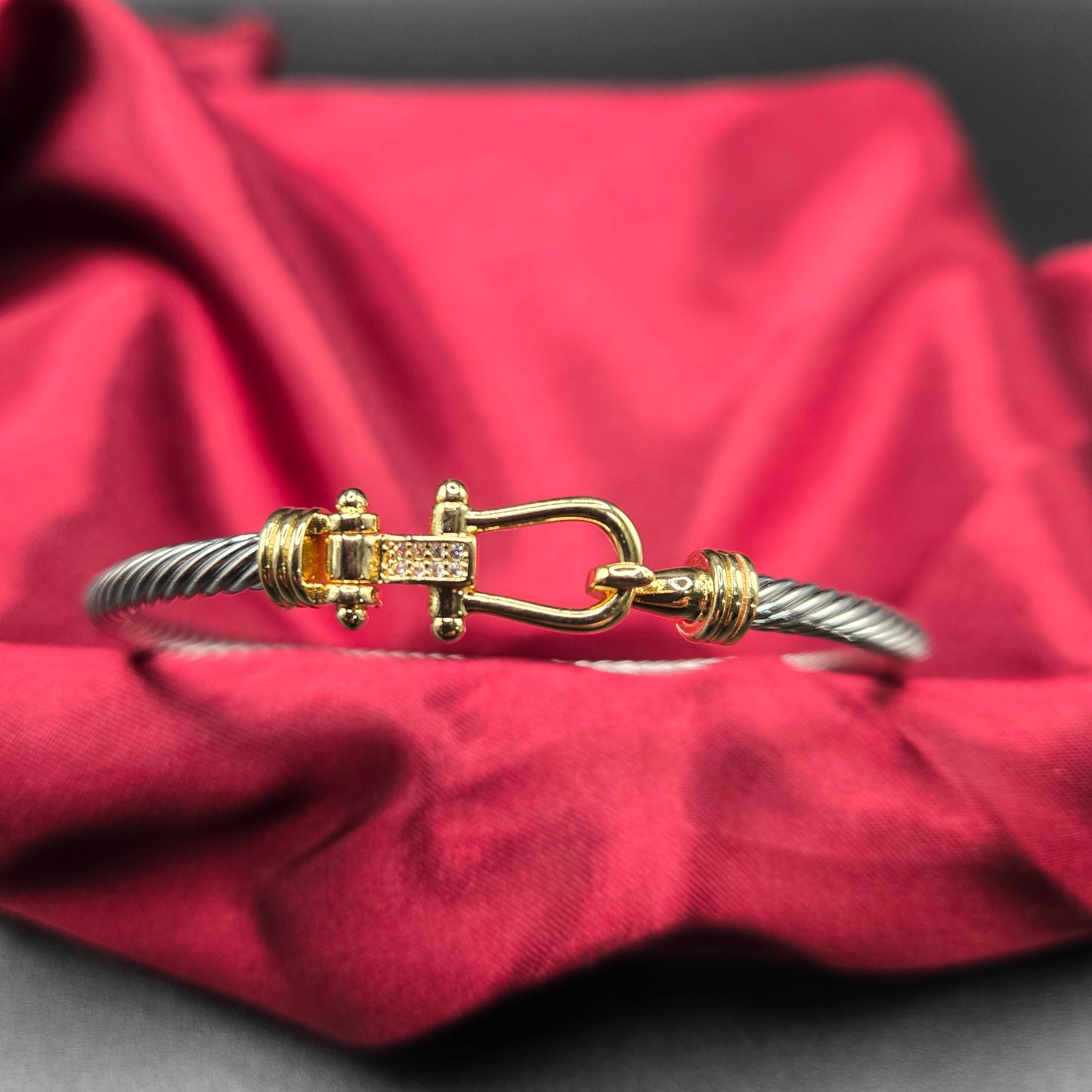StirrupBangle