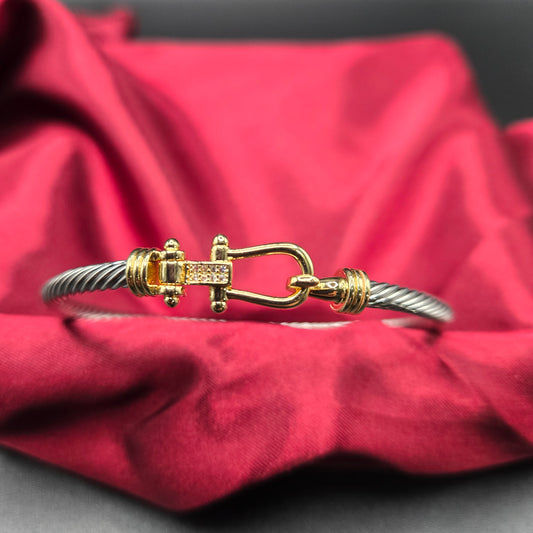 StirrupBangle