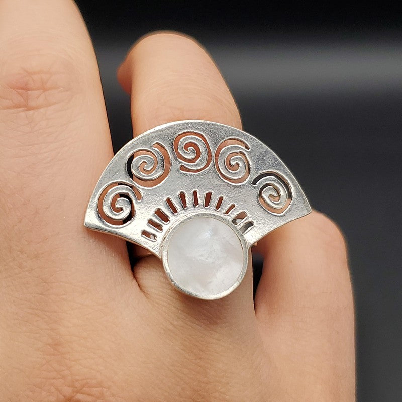Seashell fan Ring - Siwar Gallery