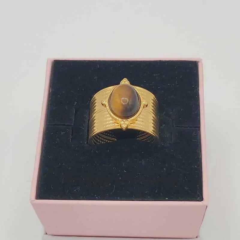 Tiger eye Ring in Gold finish on the band