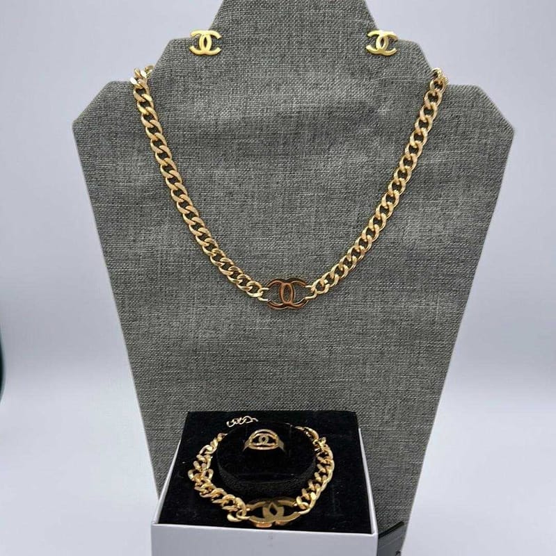 Delicate Classic Timeless Set | 18K Gold Plated Siwar Gallery